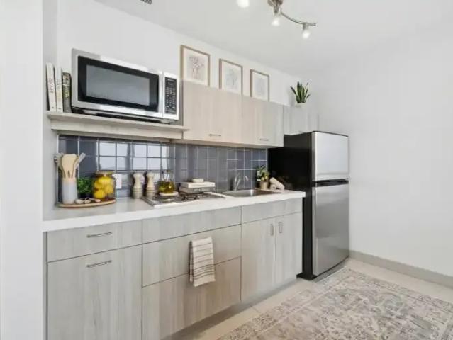 Apartment 2 Bedroom For Rent Hamilton ON 995 ES100298639