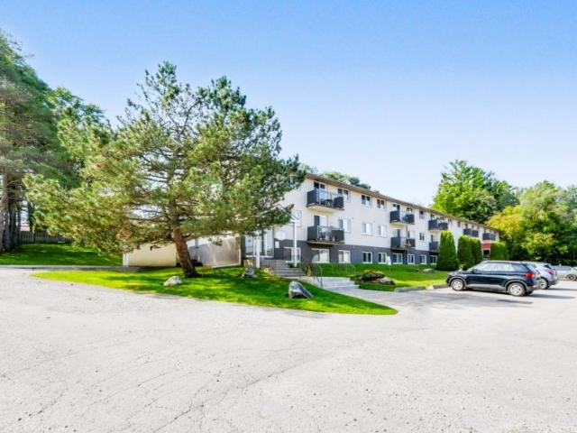Apartment 2 Bedroom For Rent Hanover ON 1690 ES94947874