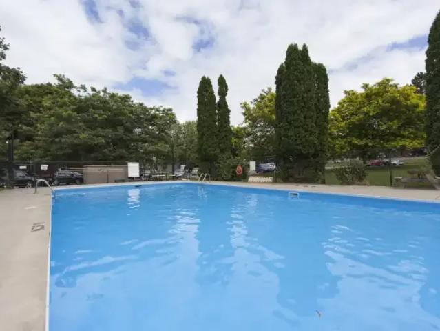 Apartment 2 Bedroom For Rent Kingston ON 1649 ES104939909