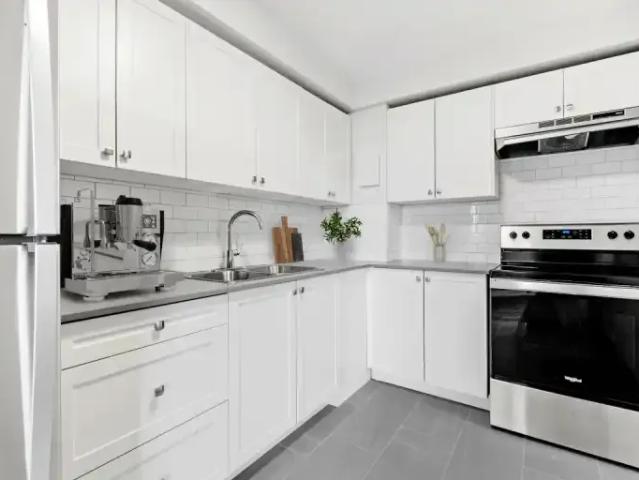 Apartment 2 Bedroom For Rent Kingston ON 2129 ES103011328