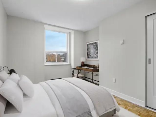 Apartment 2 Bedroom For Rent Kingston ON 2355 ES99792651