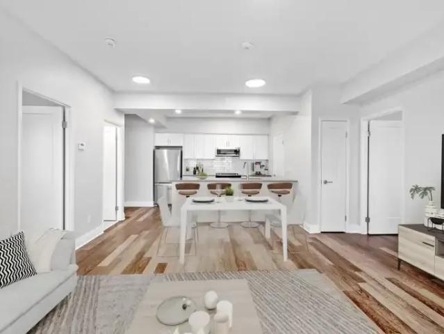 Apartment 2 Bedroom For Rent Kingston ON 3327 ES102951805