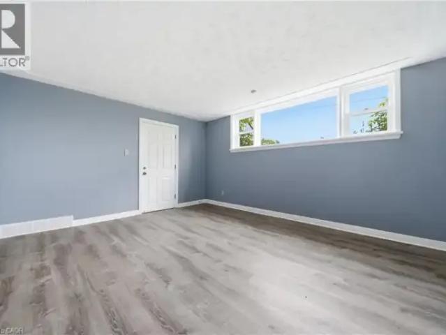 Apartment 2 Bedroom For Rent Kitchener ON 1800 ES104711653