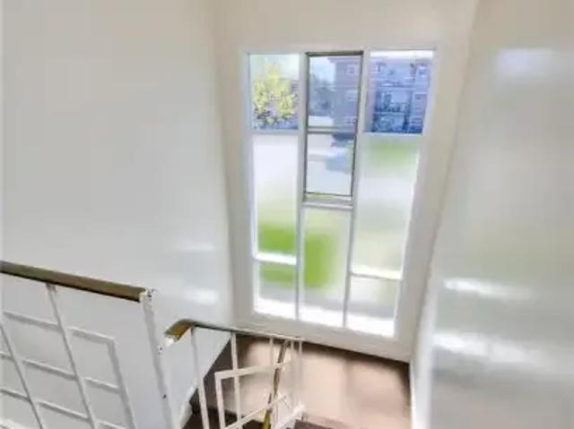 Apartment 2 Bedroom For Rent Kitchener ON 1875 ES105023496