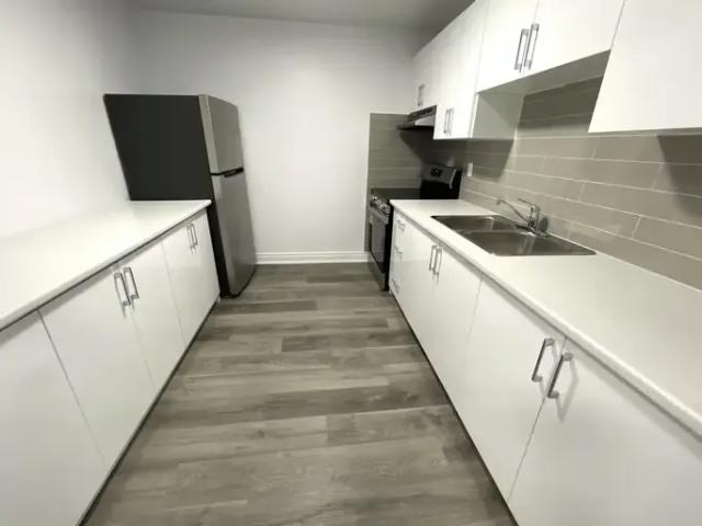 Apartment 2 Bedroom For Rent Kitchener ON 1995 ES96587809