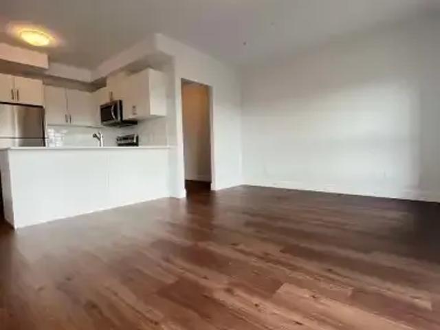Apartment 2 Bedroom For Rent Kitchener ON 2000 ES105004841