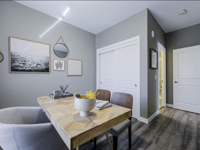Apartment 2 Bedroom For Rent Kitchener ON 2144 ES96586948