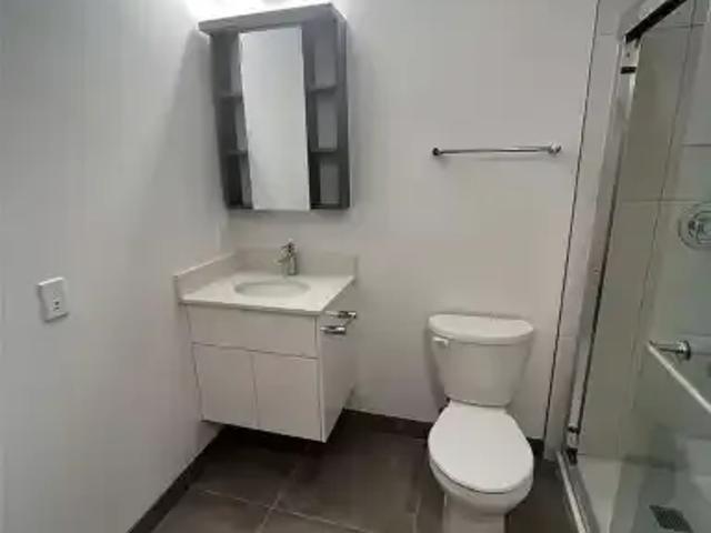 Apartment 2 Bedroom For Rent Kitchener ON 2200 ES104864267