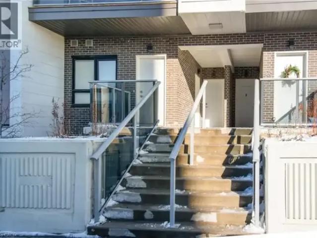 Apartment 2 Bedroom For Rent Kitchener ON 2300 ES104957642