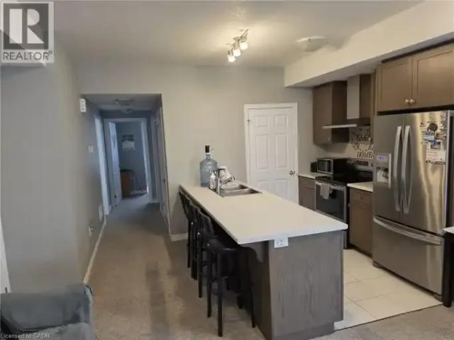 Apartment 2 Bedroom For Rent Kitchener ON 2300 ES105151042