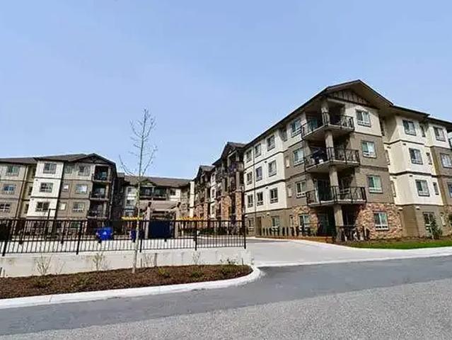 Apartment 2 Bedroom For Rent Langley BC 2490 ELS101825691