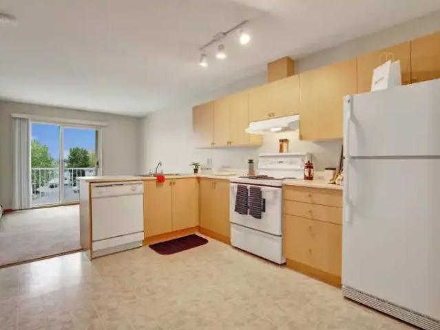 Apartment 2 Bedroom For Rent Lethbridge AB 1747 ES99003251