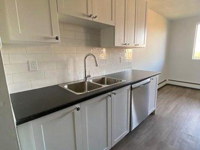 Apartment 2 Bedroom For Rent London ON 1650 ES92567807