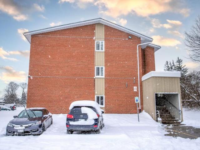 Apartment 2 Bedroom For Rent London ON 1690 ES90558272