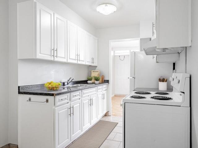 Apartment 2 Bedroom For Rent London ON 1720 ES98311828