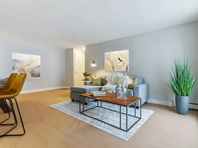 Apartment 2 Bedroom For Rent London ON 1815 ES103611761