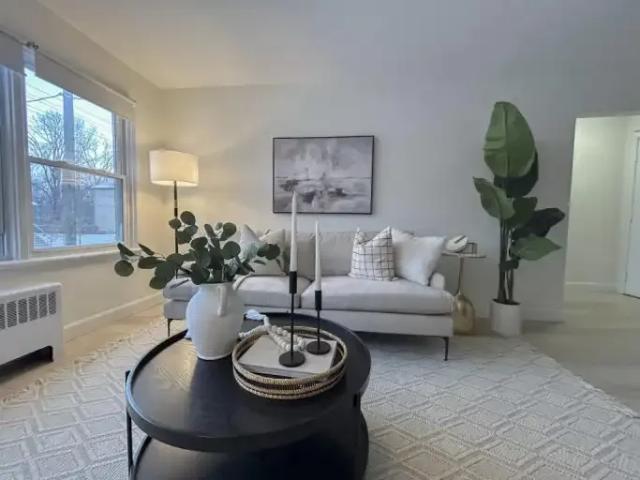 Apartment 2 Bedroom For Rent London ON 2125 ES104036231