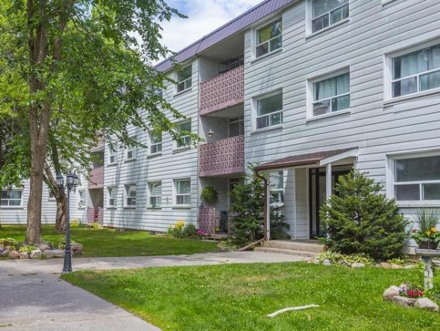 Apartment 2 Bedroom For Rent Peterborough ON 1849 ES93356379
