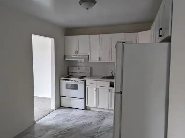 Apartment 2 Bedroom For Rent Peterborough ON 2000 ES103920260