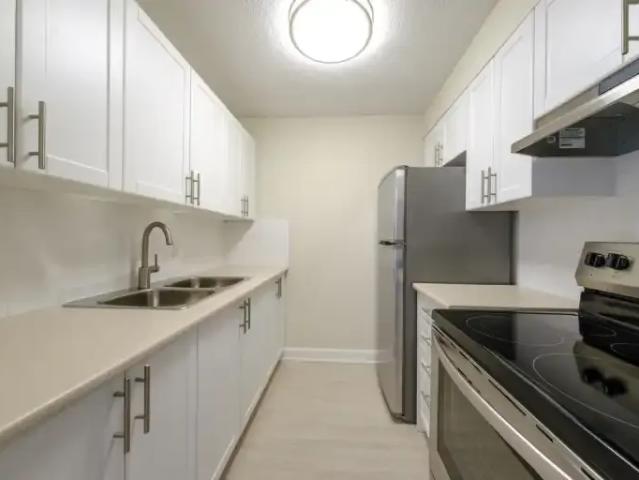 Apartment 2 Bedroom For Rent Port Elgin ON 1710 ES104400437