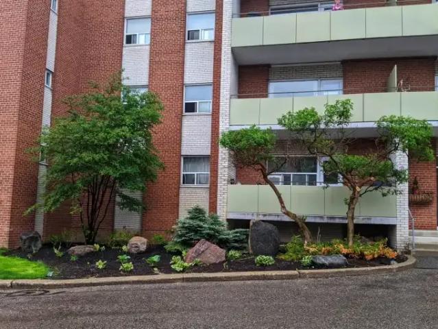 Apartment 2 Bedroom For Rent Richmond Hill ON 2249 ES103920463