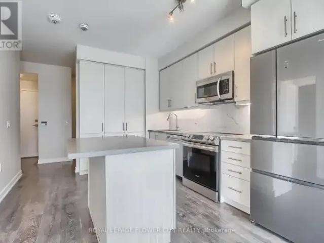Apartment 2 Bedroom For Rent Richmond Hill ON 2450 ELS100527400
