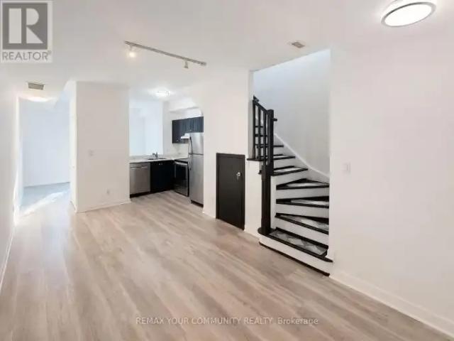 Apartment 2 Bedroom For Rent Richmond Hill ON 2480 ES105072138