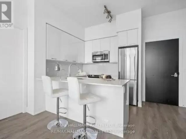 Apartment 2 Bedroom For Rent Richmond Hill ON 2900 ES105004930