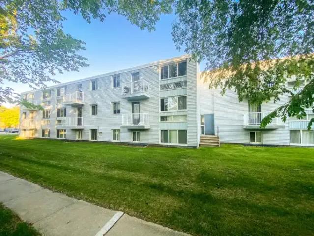 Apartment 2 Bedroom For Rent St. Albert AB 1375 ES103839710