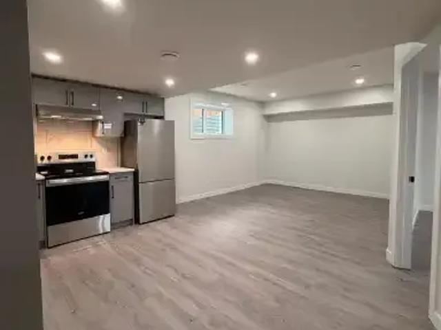 Apartment 2 Bedroom For Rent St. Albert AB 1400 ES104940832