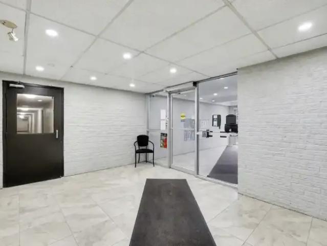 Apartment 2 Bedroom For Rent St. Thomas ON 1765 ES104140892