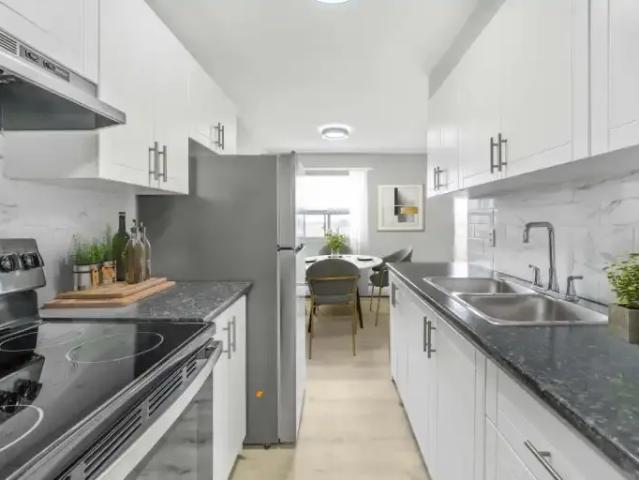 Apartment 2 Bedroom For Rent Stoney Creek ON 1797 ES103338076