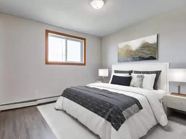 Apartment 2 Bedroom For Rent Swift Current SK 1255 ES103010843