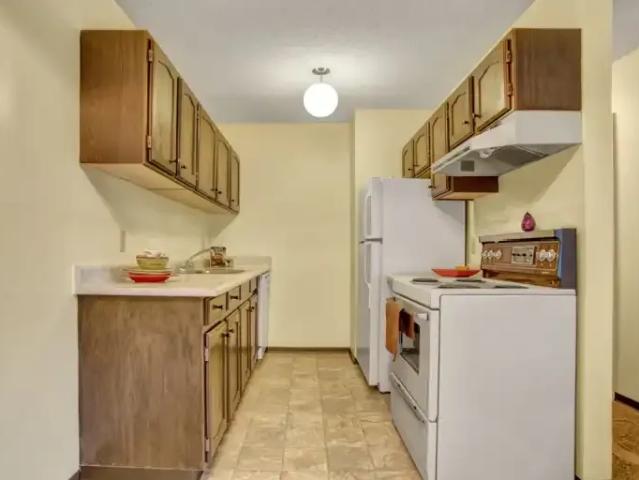 Apartment 2 Bedroom For Rent Saskatoon SK 1330 ES101106546