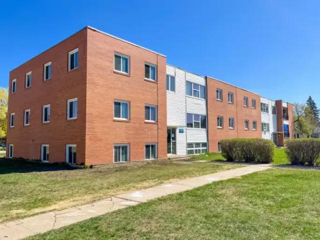 Apartment 2 Bedroom For Rent Saskatoon SK 1500 ES99221999