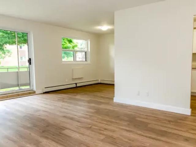 Apartment 2 Bedroom For Rent Sarnia ON 1460 ES104875675