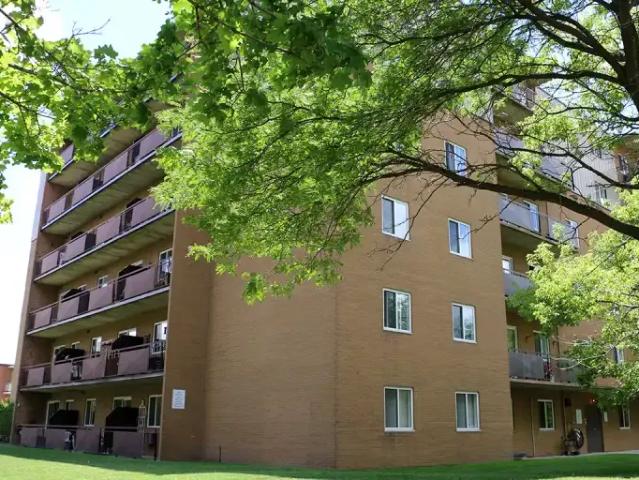 Apartment 2 Bedroom For Rent Sarnia ON 1715 ES104105847