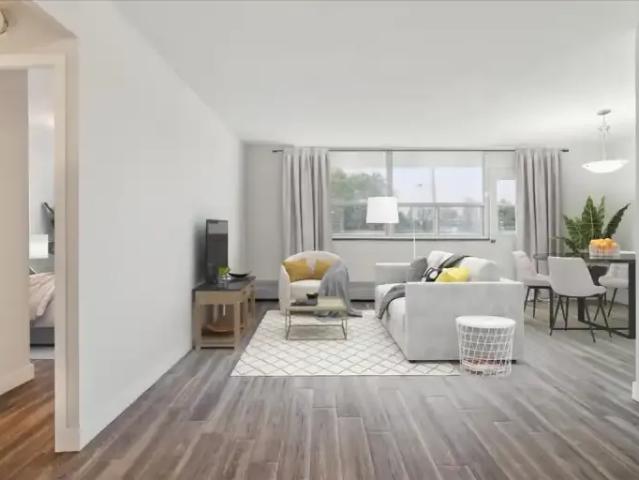 Apartment 2 Bedroom For Rent Scarborough ON 2290 ES104752607