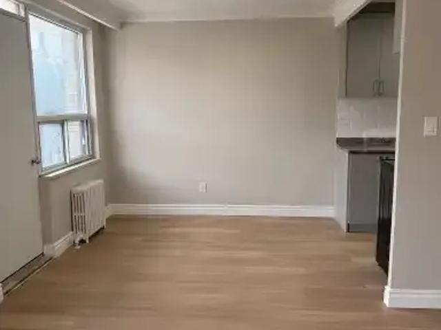 Apartment 2 Bedroom For Rent Scarborough ON 2300 ES101300786