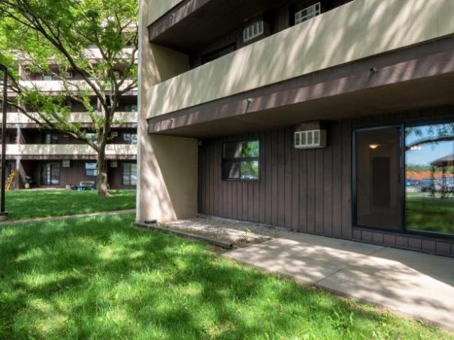 Apartment 2 Bedroom For Rent Tecumseh ON 1900 ELS89526921