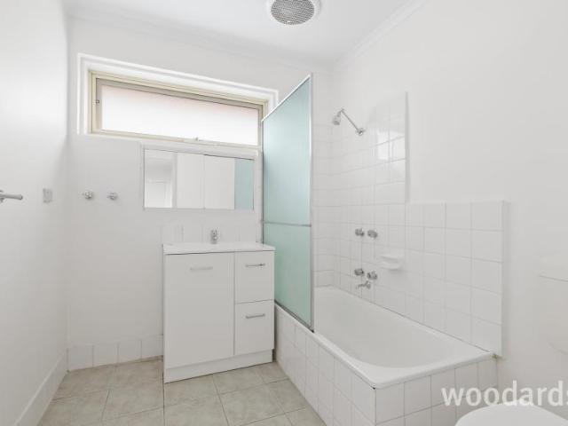 Apartment 2 Bedroom For Rent Thornbury VIC 590 ES103155078