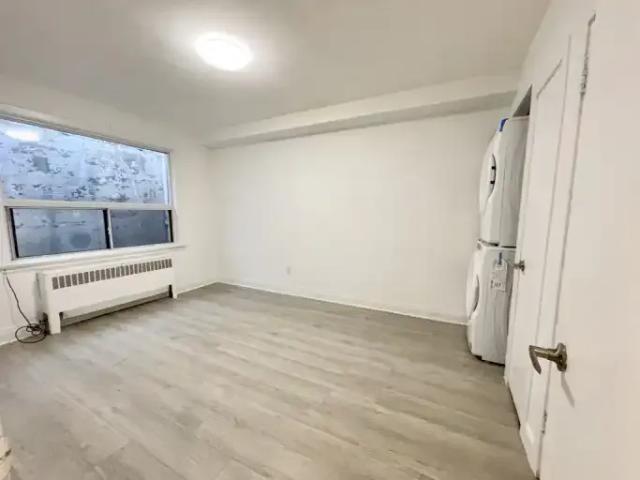 Apartment 2 Bedroom For Rent Toronto ON 1995 ELS93488242