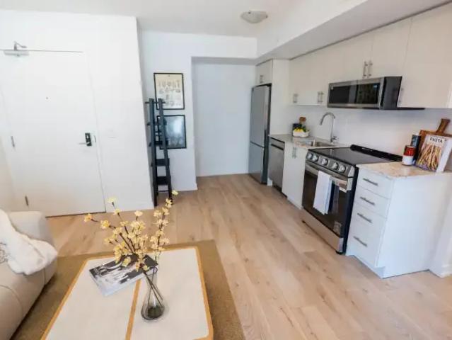 Apartment 2 Bedroom For Rent Toronto ON 1 ES100442868