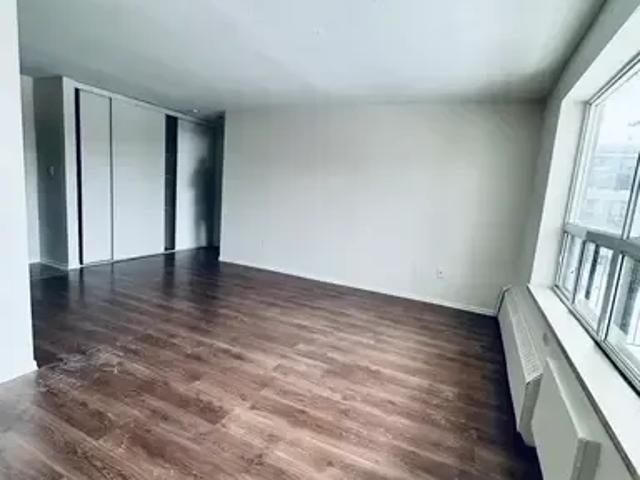Apartment 2 Bedroom For Rent Toronto ON 2350 ELS96884152