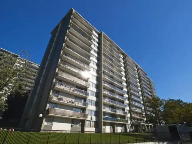 Apartment 2 Bedroom For Rent Toronto ON 2300 ES99718174