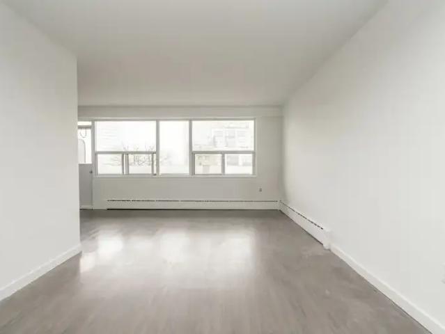 Apartment 2 Bedroom For Rent Toronto ON 2450 ES102271364