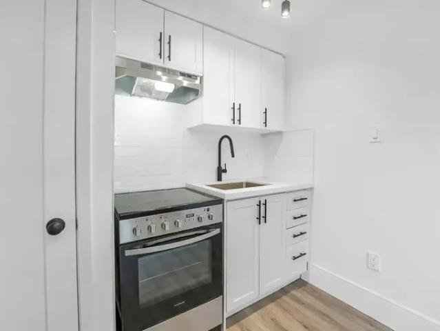 Apartment 2 Bedroom For Rent Toronto ON 2750 ES96588173