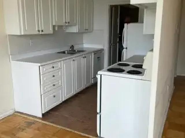 Apartment 2 Bedroom For Rent Toronto ON 2700 ES103354798