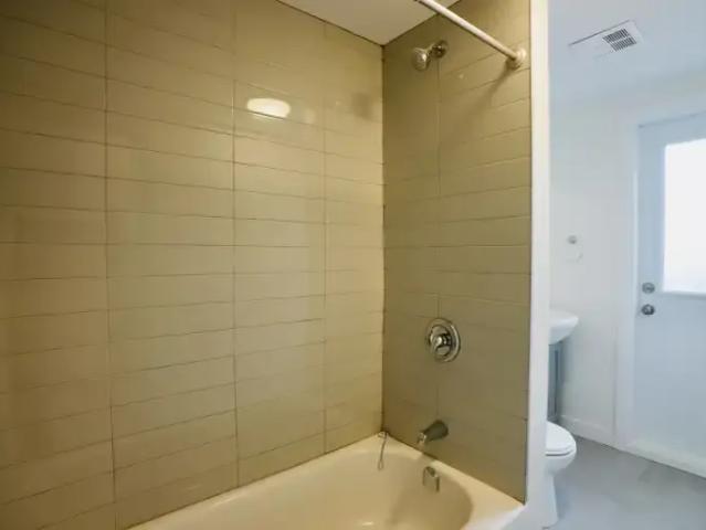 Apartment 2 Bedroom For Rent Toronto ON 2800 ELS97308067