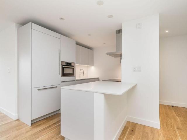 Apartment 2 Bedroom For Rent Toronto ON 3350 ELS98313325